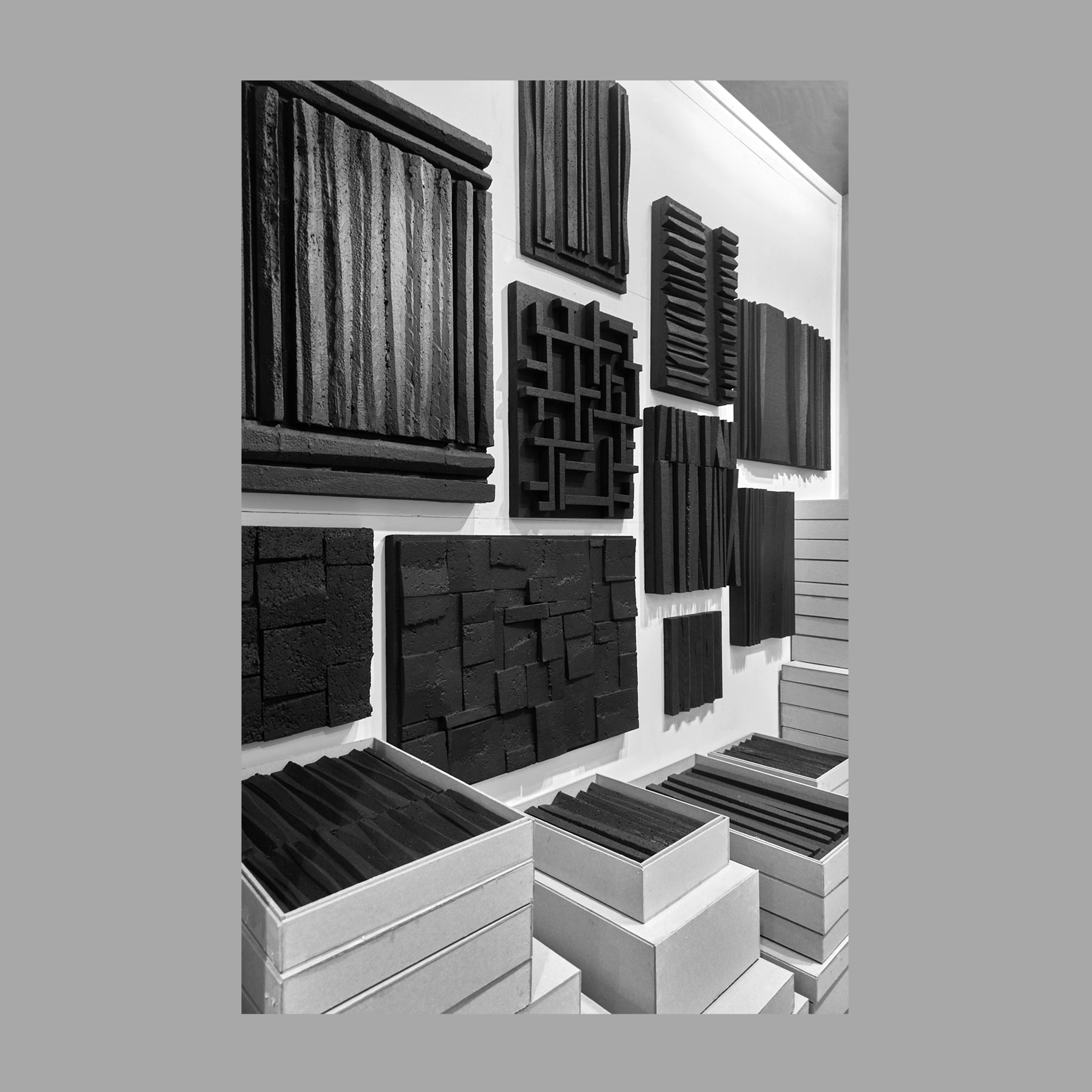 peter roland
            spaans black abstractr